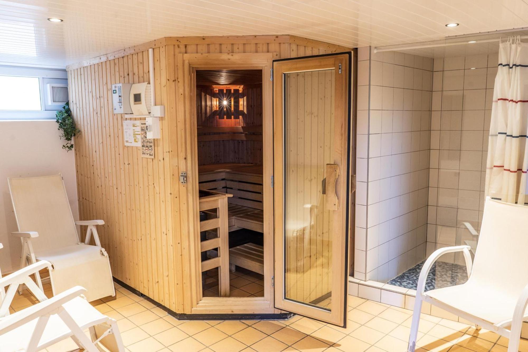 Urlaub Mit Ostseeblick, Schwimmbad, Sauna & Direkte Strandlage Kronsgaard Bagian luar foto